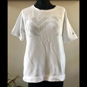 Nike short sleeve sweatshirt L